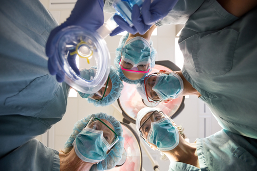 Irresponsible Anesthesiologist Responsible for Sexting during Surgery